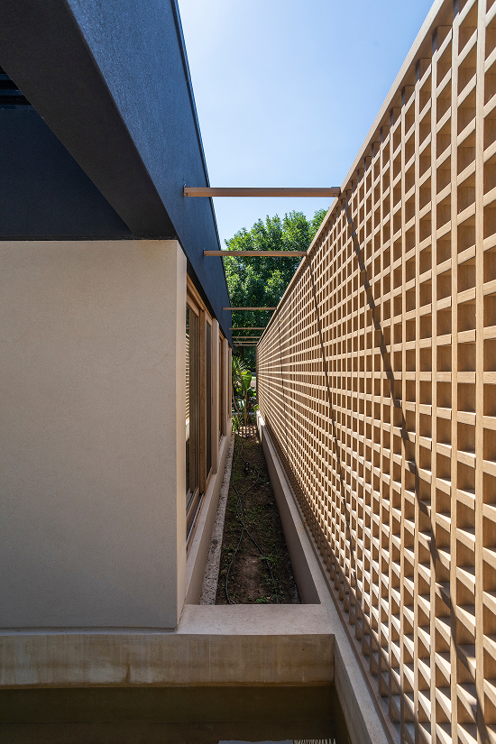 261105-web-1